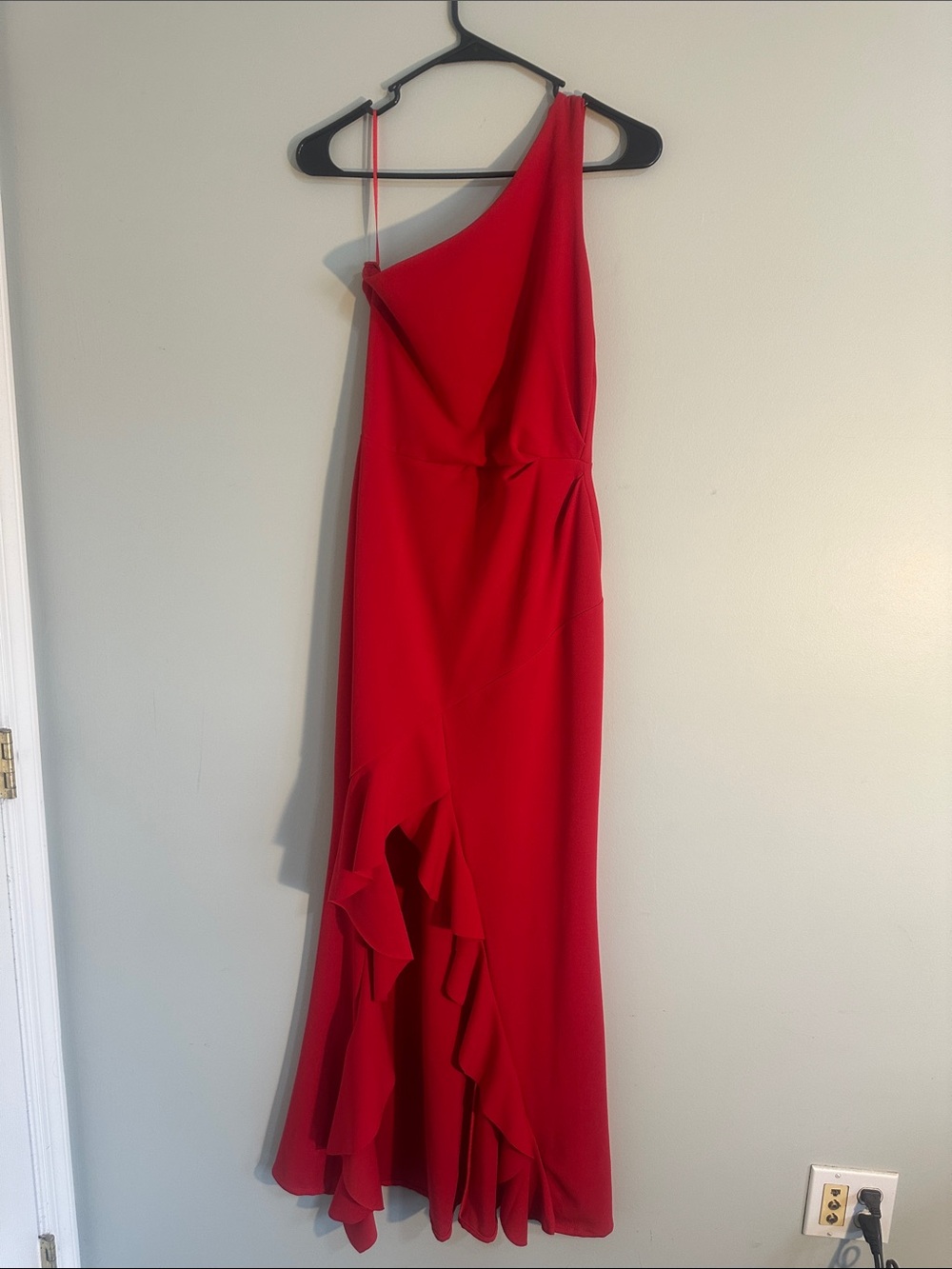 Asymmetric One-Shoulder Red Evening Gown with Ruffle Hem